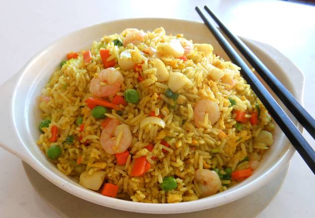 Curry Seafood Fried Rice 干炒咖喱海鲜炒飯